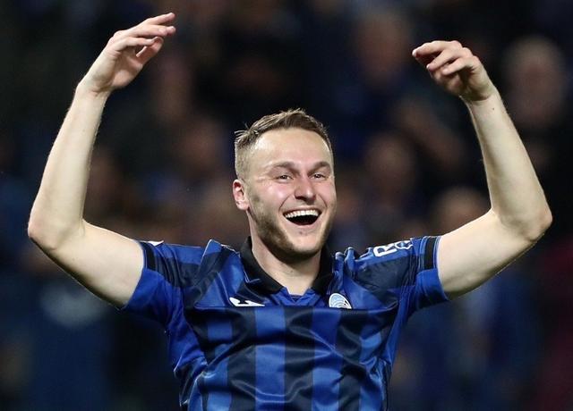 开云-包含欧超杯窗口期再迎强敌，勒沃库森防线松动，主帅态度：气氛紧张，数据趋势出现新变化的词条-开云