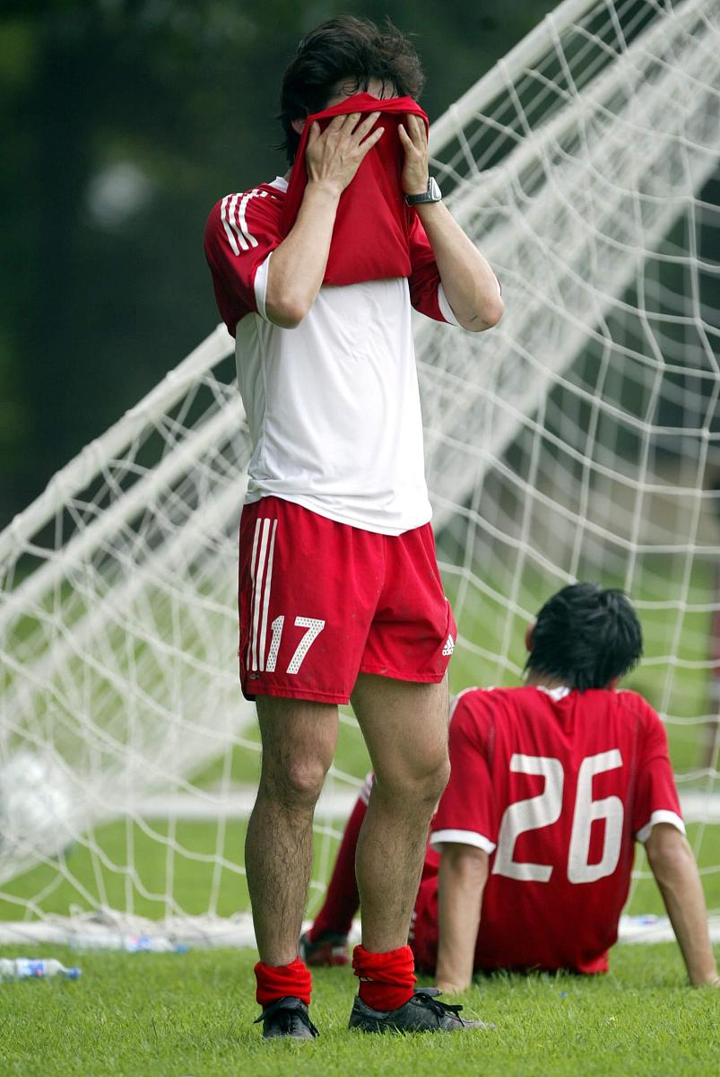 包含意大利杯赛程吃紧；比利亚雷亚尔今晚迎来里程碑；压力陡增；团队化学反应显著的词条