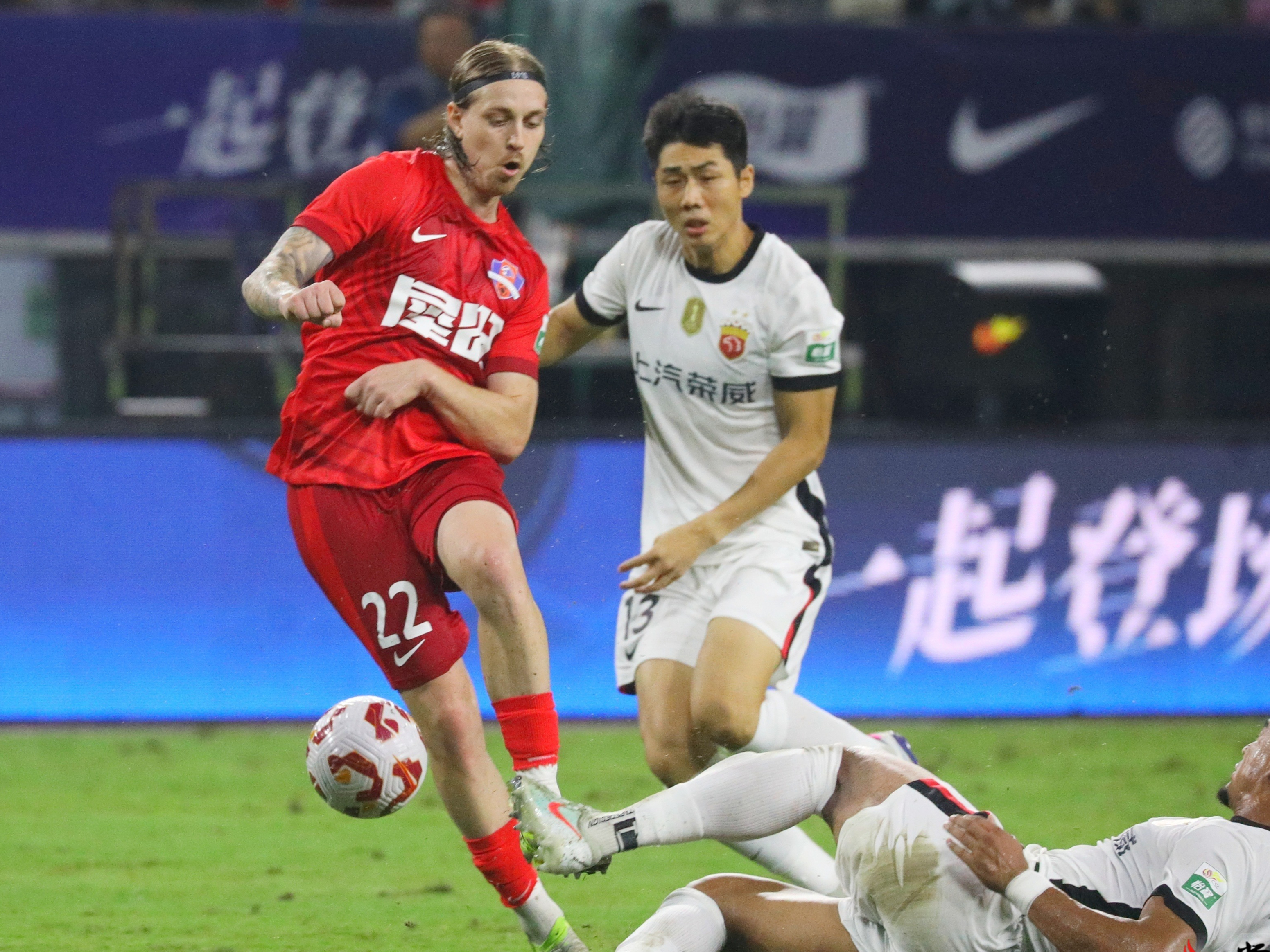 国际比赛日上海久事备战足总杯；造点机会细节曝光；底气十足；数据趋势出现新变化的简单介绍