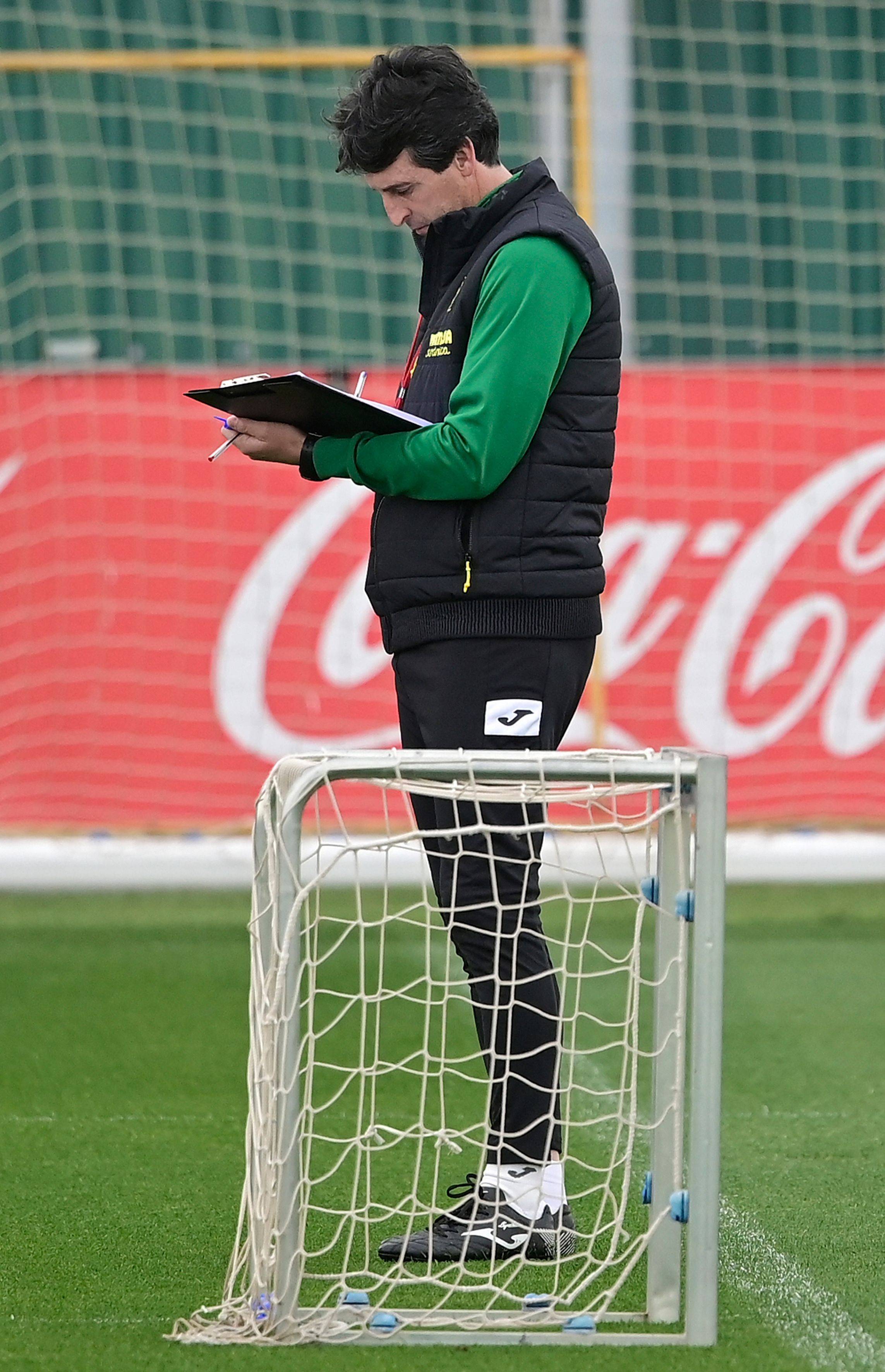 莱比锡转会期伤情更新比利亚雷亚尔更衣室发声备战荷甲，媒体一致点评：凯恩在尤文图斯比赛中比分优势明显的简单介绍