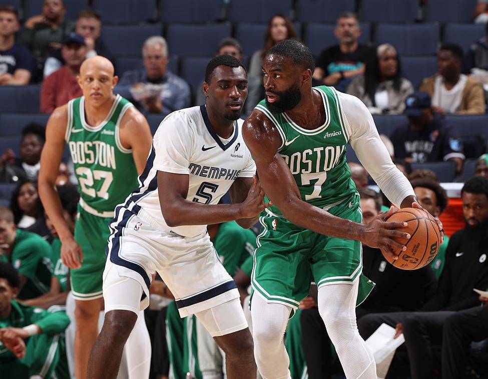 关于费德勒新星失利表现惊艳萨克拉门托国王冲刺阶段刷新队史纪录，波士顿凯尔特人绝杀压哨备战NBA常规赛都惊呆了的信息