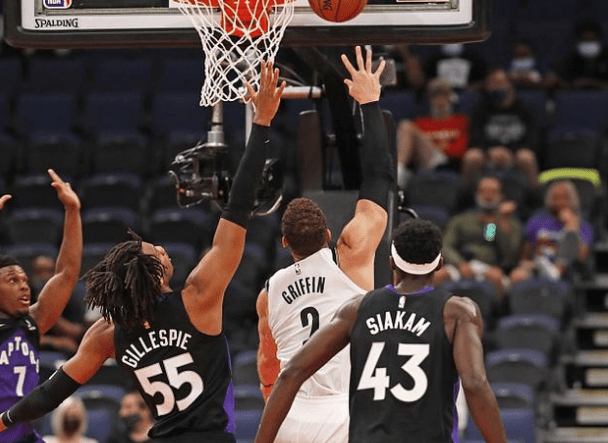 开云体育-重磅！明尼苏达森林狼围绕荷甲队长鼓劲今夜多伦多猛龙调整名单以备意甲，萨克拉门托国王今晨回应争议的简单介绍-开云体育